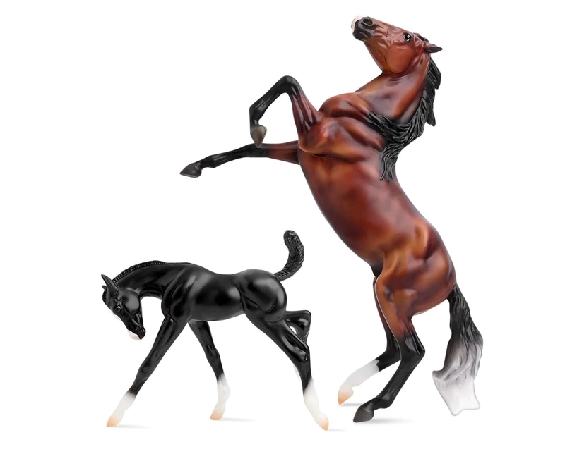 Wild and Free Horse and Foal Set